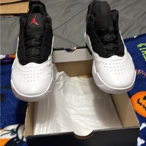 Jordan stay loyal White and Black Athletic Shoes